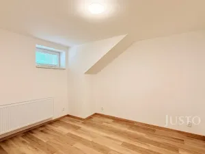 Pronájem rodinného domu, Liberec - Liberec IV-Perštýn, U Krematoria, 210 m2