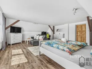 Prodej rodinného domu, Jindřichovice pod Smrkem, 205 m2