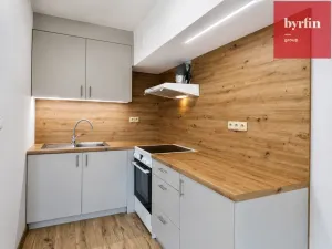 Pronájem bytu 2+kk, Opava, Lužická, 38 m2