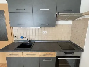 Pronájem bytu 1+kk, Břeclav, Seniorů, 34 m2