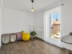 Prodej komerční nemovitosti, Turnov, 401 m2