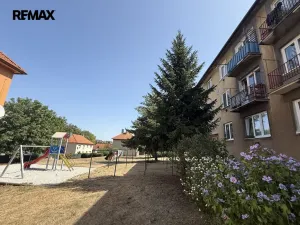 Prodej bytu 2+1, Domažlice - Bezděkovské Předměstí, Dvořákova, 51 m2