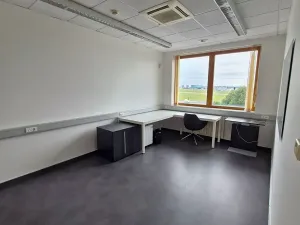 Pronájem kanceláře, Praha - Ruzyně, U letiště, 350 m2
