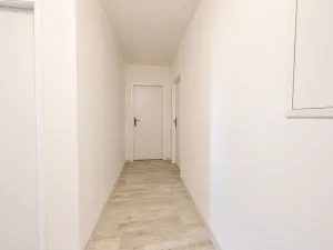 Pronájem bytu 2+1, Karlovy Vary - Stará Role, Závodu míru, 65 m2