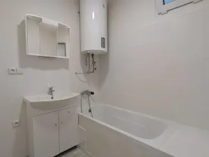 Pronájem bytu 1+1, Karlovy Vary - Stará Role, Závodu míru, 54 m2