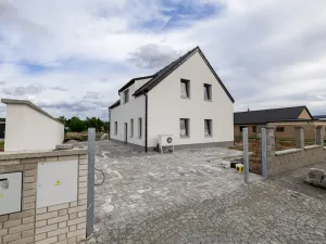 Prodej rodinného domu, Lužná, Jižní, 165 m2