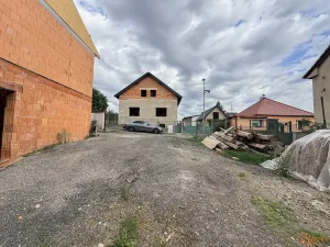 Pronájem obchodního prostoru, Holubice, 22 m2