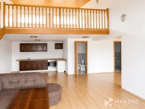 Pronájem atypického bytu, Tuchoměřice, V Kněžívce, 160 m2