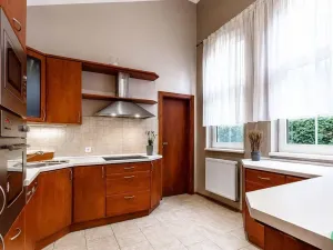 Pronájem skladu, Praha - Písnice, Putimská, 1500 m2