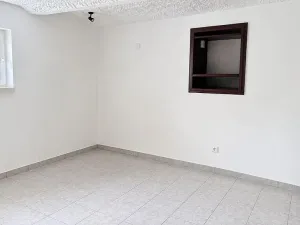 Pronájem skladu, Praha - Písnice, Putimská, 1500 m2
