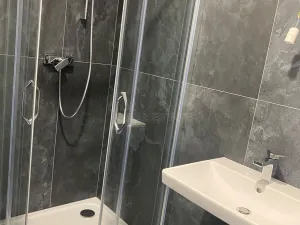 Pronájem bytu 1+kk, Brno, Komárovská, 33 m2