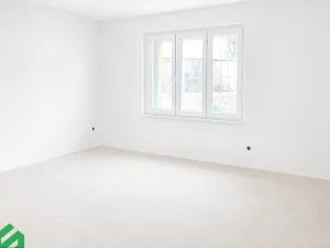 Pronájem bytu 1+kk, Praha - Libeň, Na Truhlářce, 30 m2