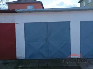 Prodej garáže, Opava - Předměstí, Slavičí, 18 m2