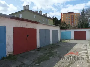 Prodej garáže, Opava - Předměstí, Slavičí, 18 m2