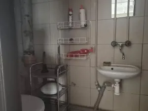 Pronájem výrobních prostor, Praha - Běchovice, Podnikatelská, 595 m2