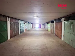Prodej garáže, Kladno, Bellevue, 17 m2