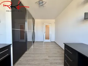 Prodej bytu 4+kk, Praha - Černý Most, Generála Janouška, 97 m2