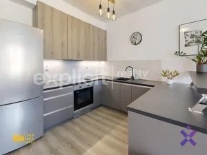 Pronájem bytu 2+kk, Zlín, Zelinova, 60 m2