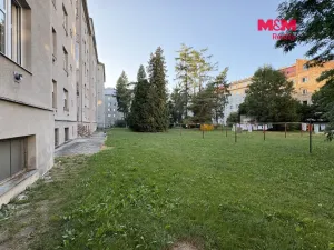 Pronájem bytu 2+kk, Olomouc, Šmeralova, 43 m2