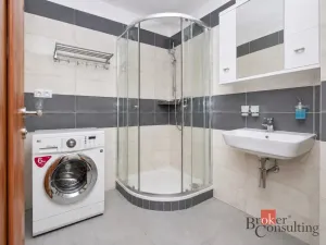 Prodej bytu 1+kk, Praha - Košíře, Pod radnicí, 52 m2