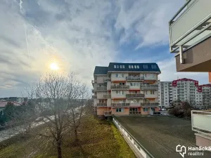 Pronájem bytu 2+kk, Olomouc, Handkeho, 57 m2