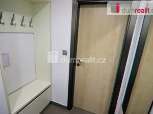 Pronájem obchodního prostoru, Uherské Hradiště, Stojanova, 78 m2