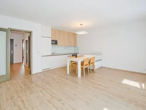 Pronájem bytu 2+kk, Praha - Vršovice, Donská, 70 m2