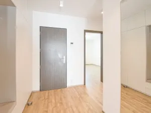 Pronájem bytu 2+kk, Praha - Vršovice, Donská, 70 m2