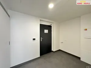 Pronájem bytu 1+kk, Mladá Boleslav - Čejetice, Vodárenská, 35 m2