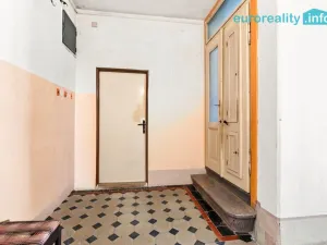 Prodej rodinného domu, Horní Police, 9. května, 213 m2