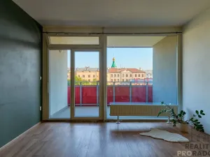 Pronájem bytu 1+kk, Olomouc, Sokolovská, 51 m2