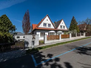 Pronájem rodinného domu, Praha - Břevnov, Pětipeského, 180 m2