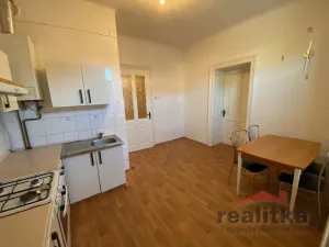 Pronájem bytu 2+1, Opava - Předměstí, Horovo náměstí, 67 m2