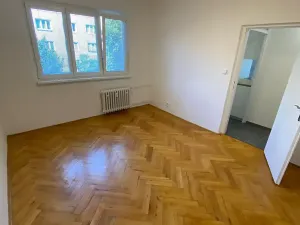 Pronájem bytu 3+1, Zlín, M. Knesla, 70 m2