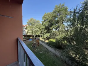 Pronájem bytu 1+1, Praha - Kyje, Dvořišťská, 34 m2