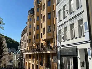 Prodej apartmánu, Karlovy Vary, Moravská, 270 m2