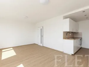 Pronájem bytu 1+kk, Praha - Stodůlky, Nušlova, 36 m2