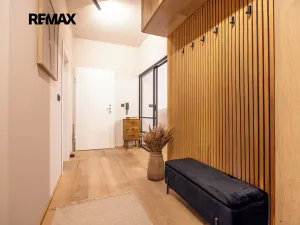 Prodej bytu 4+kk, Praha - Suchdol, Pod rybníčkem, 120 m2