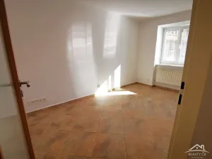 Pronájem bytu 1+1, Jihlava, Wolkerova, 32 m2