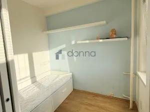 Pronájem bytu 2+kk, Praha, Na vápenném, 32 m2