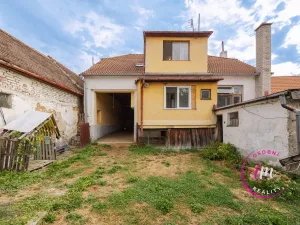 Prodej chalupy, Dešov, 263 m2