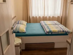 Prodej bytu 2+1, Jílové - Kamenná, Školní, 59 m2