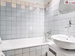 Prodej bytu 2+1, Ostrov, Lidická, 71 m2