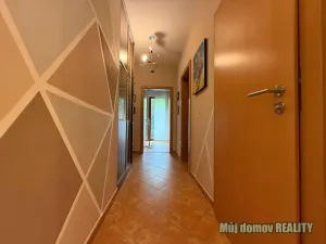 Pronájem bytu 3+kk, Praha - Hrdlořezy, Nad Smetankou, 89 m2