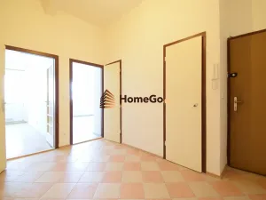 Pronájem bytu 3+1, Praha - Nusle, U gymnázia, 91 m2
