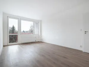Pronájem bytu 2+kk, Děčín - Děčín VI-Letná, Školní, 43 m2