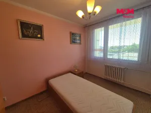 Prodej bytu 2+kk, Králův Dvůr, Nad Stadionem, 40 m2