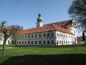 Pronájem bytu 1+kk, Praha, Nad Kajetánkou, 16 m2