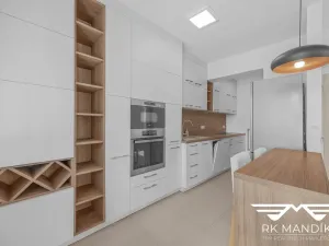 Pronájem bytu 2+kk, Praha - Košíře, Hillebrantova, 55 m2