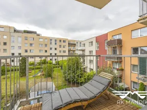 Pronájem bytu 1+kk, Praha - Černý Most, Truhlářova, 33 m2